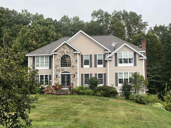 15 Appleton Road, Windham, NH 03087