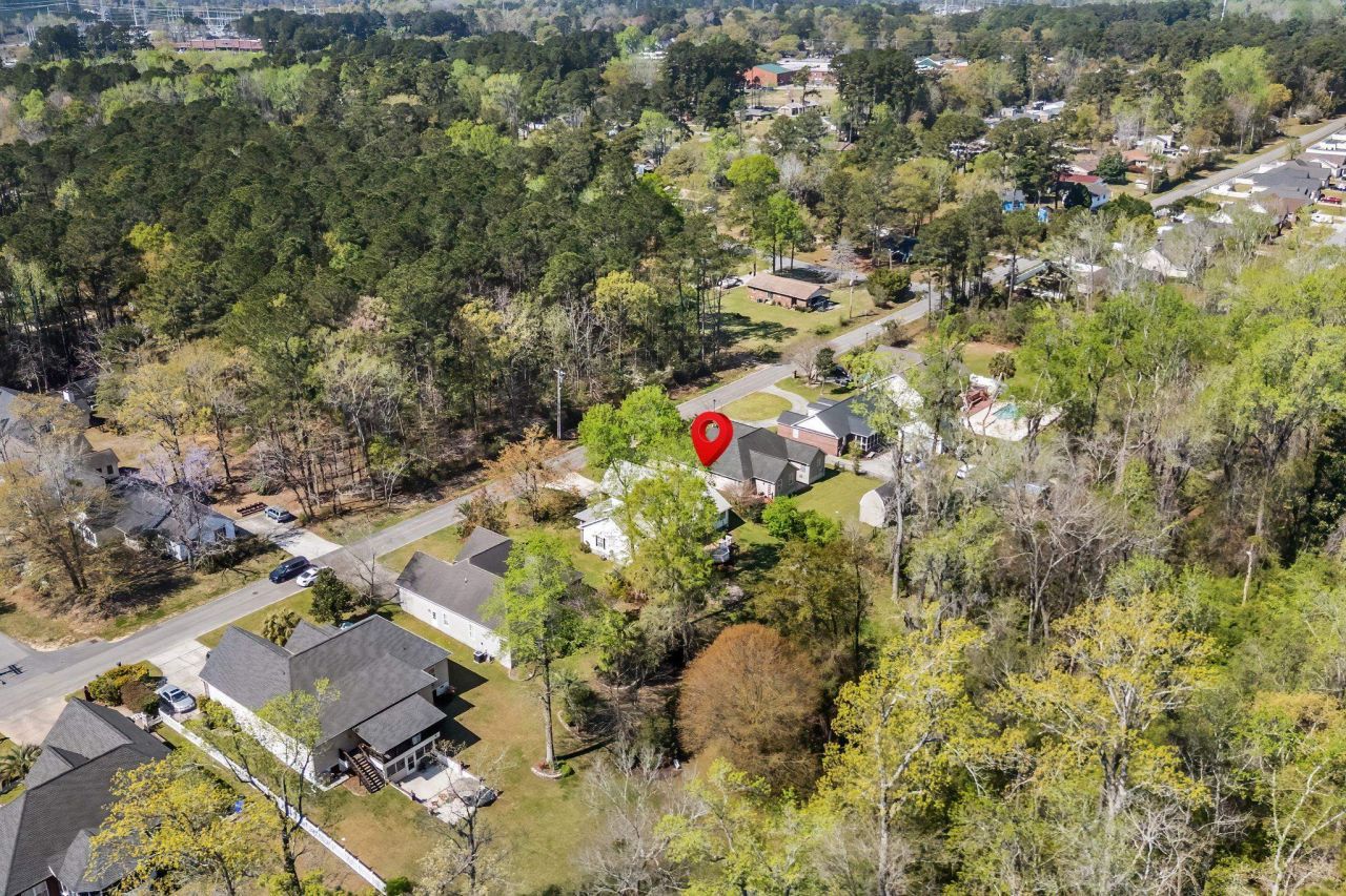 116 Creel St. Photo 4