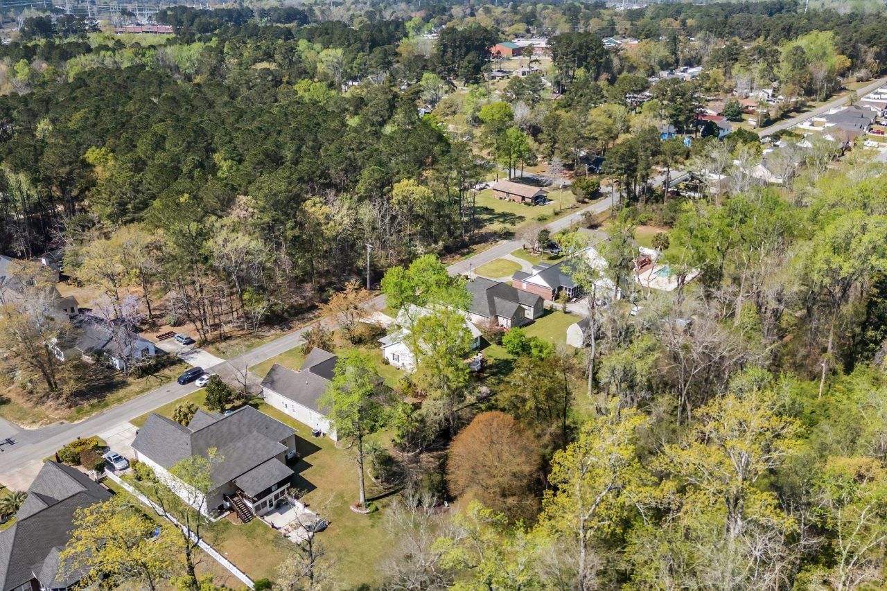 116 Creel St. Photo 5