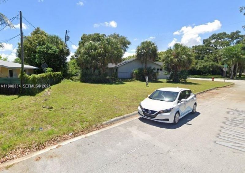 8 NW 8th Ct , Fort Lauderdale, FL 33311 Photo