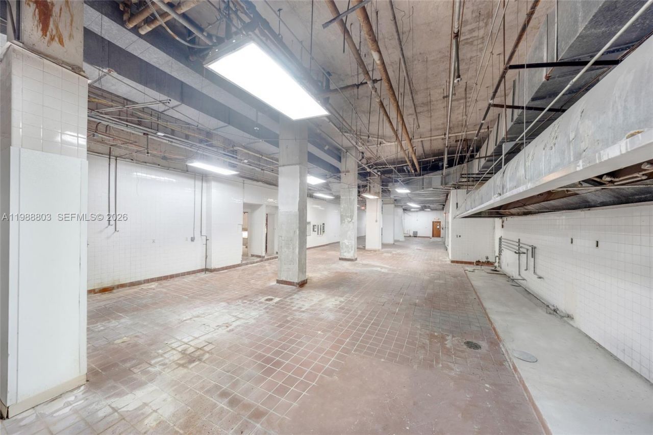 5445 Collins Ave , Unit CU2, Miami Beach, FL 33140 Photo