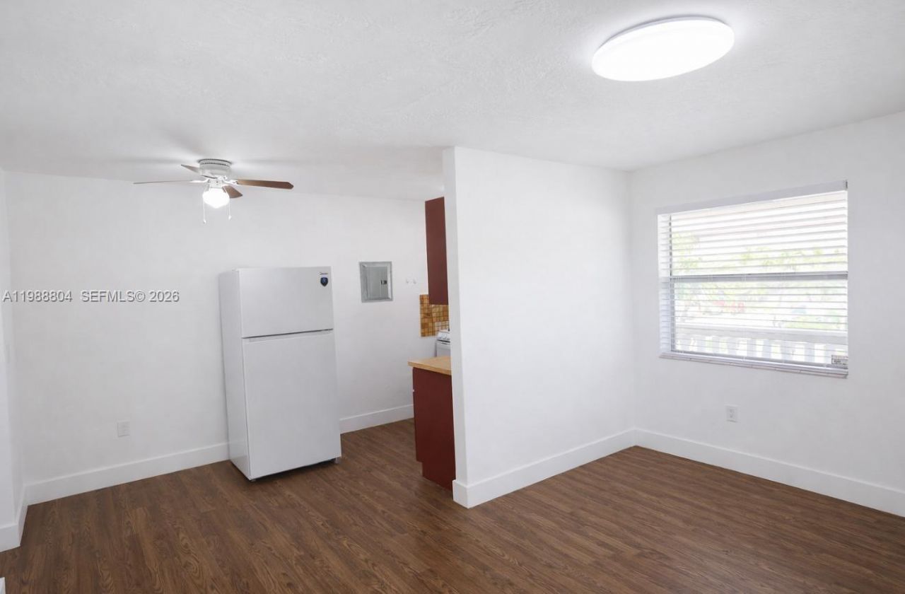 7200 W 11th Ct , Unit 8, Hialeah, FL 33014 Photo