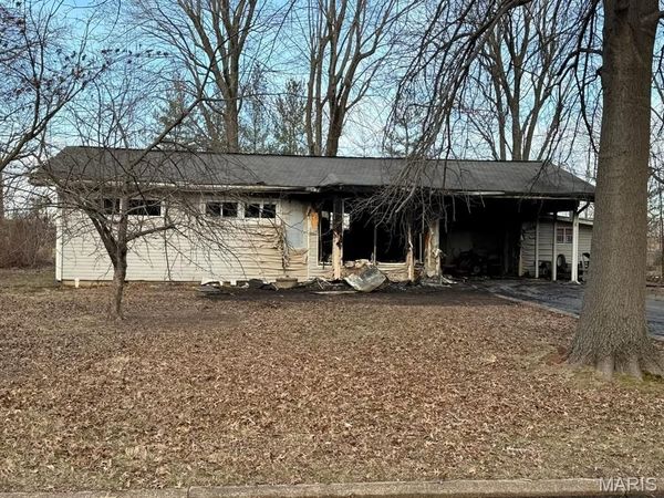 405 N Louise Avenue, St James, MO 65559