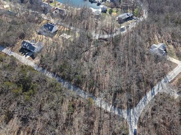 9704 Gettysburg Drive , Hillsboro, MO 63050