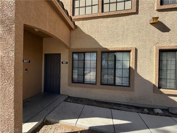 2060 Rancho Lake Drive , Unit 107, Las Vegas, NV 89108