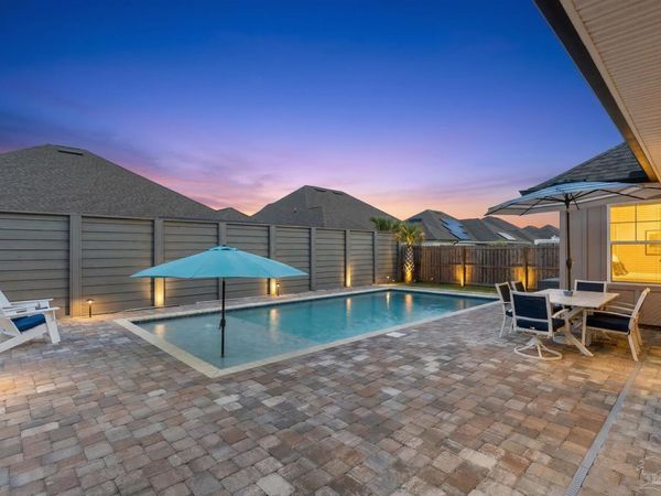 1929 Refuge Cir, Gulf Breeze, FL 32563