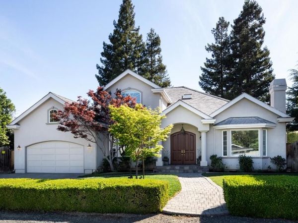 1049 Russell Avenue, Los Altos, CA 94024