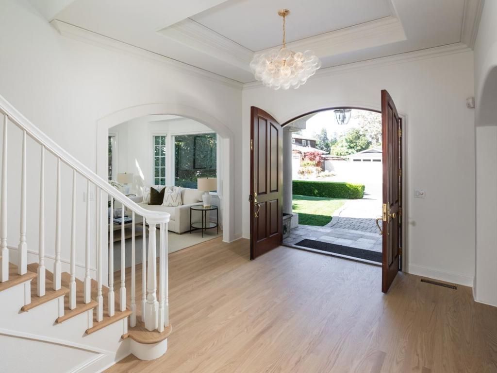 1049 Russell Avenue, Los Altos, CA 94024 Main Photo