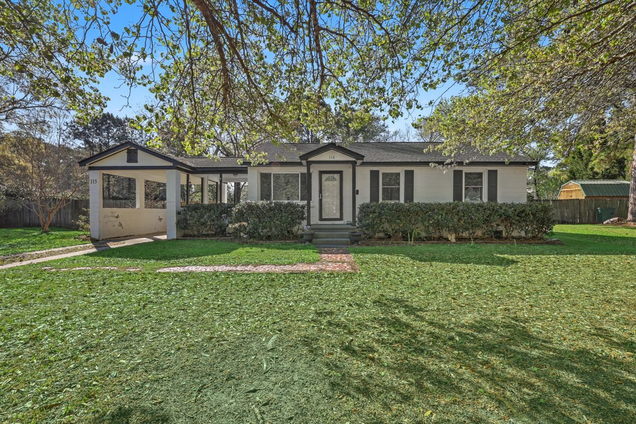 115 Marilyn Street Photo 1