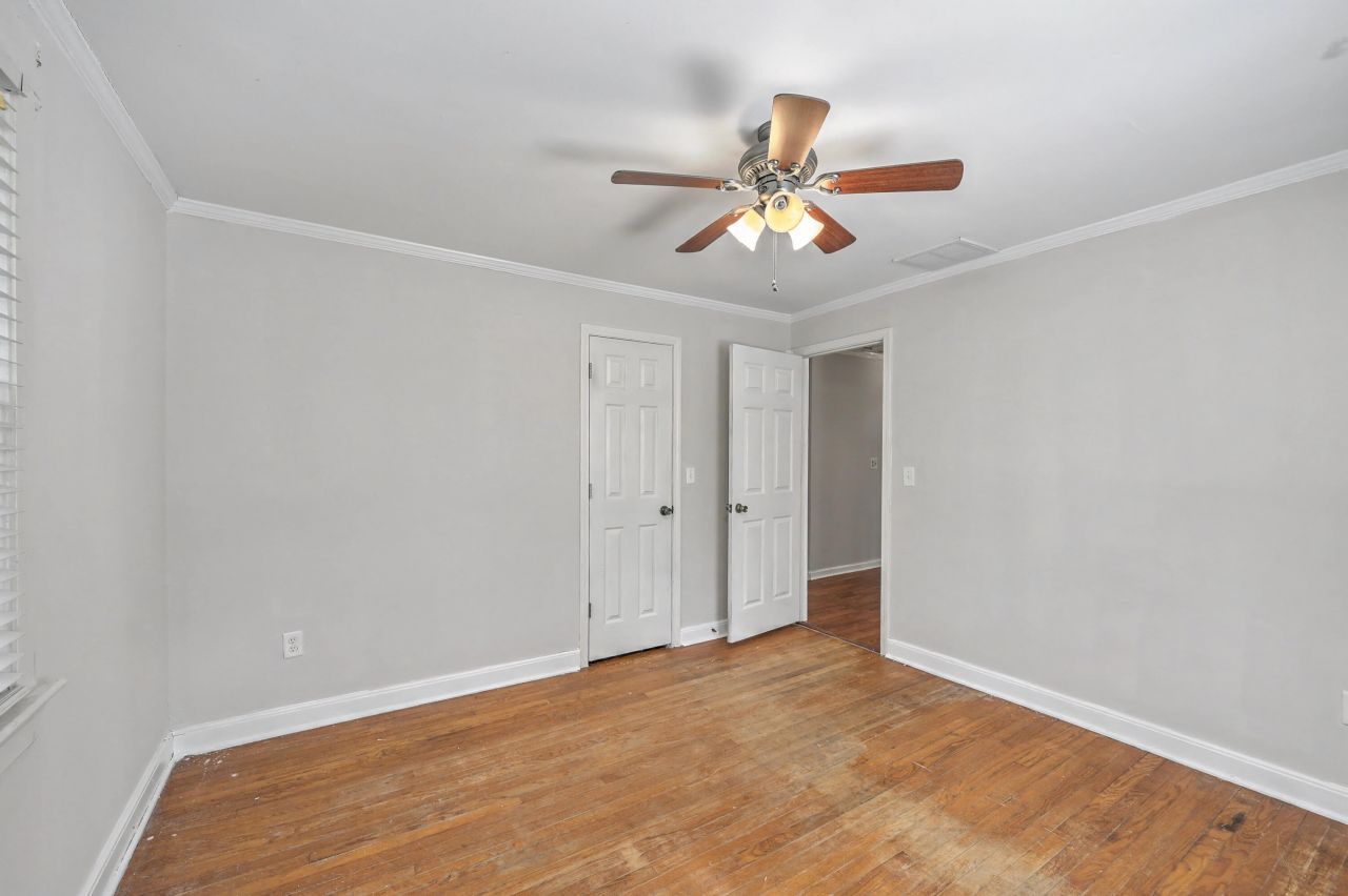 115 Marilyn Street Photo 19