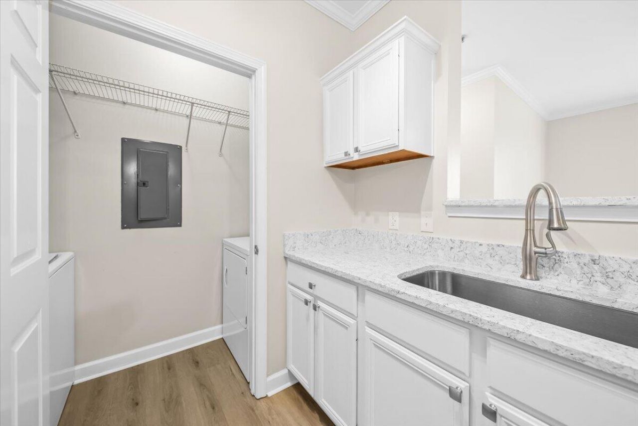 45 Sycamore Avenue Photo 19