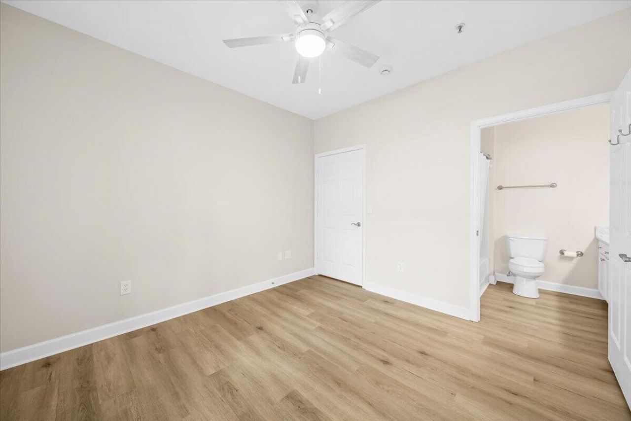 45 Sycamore Avenue Photo 20