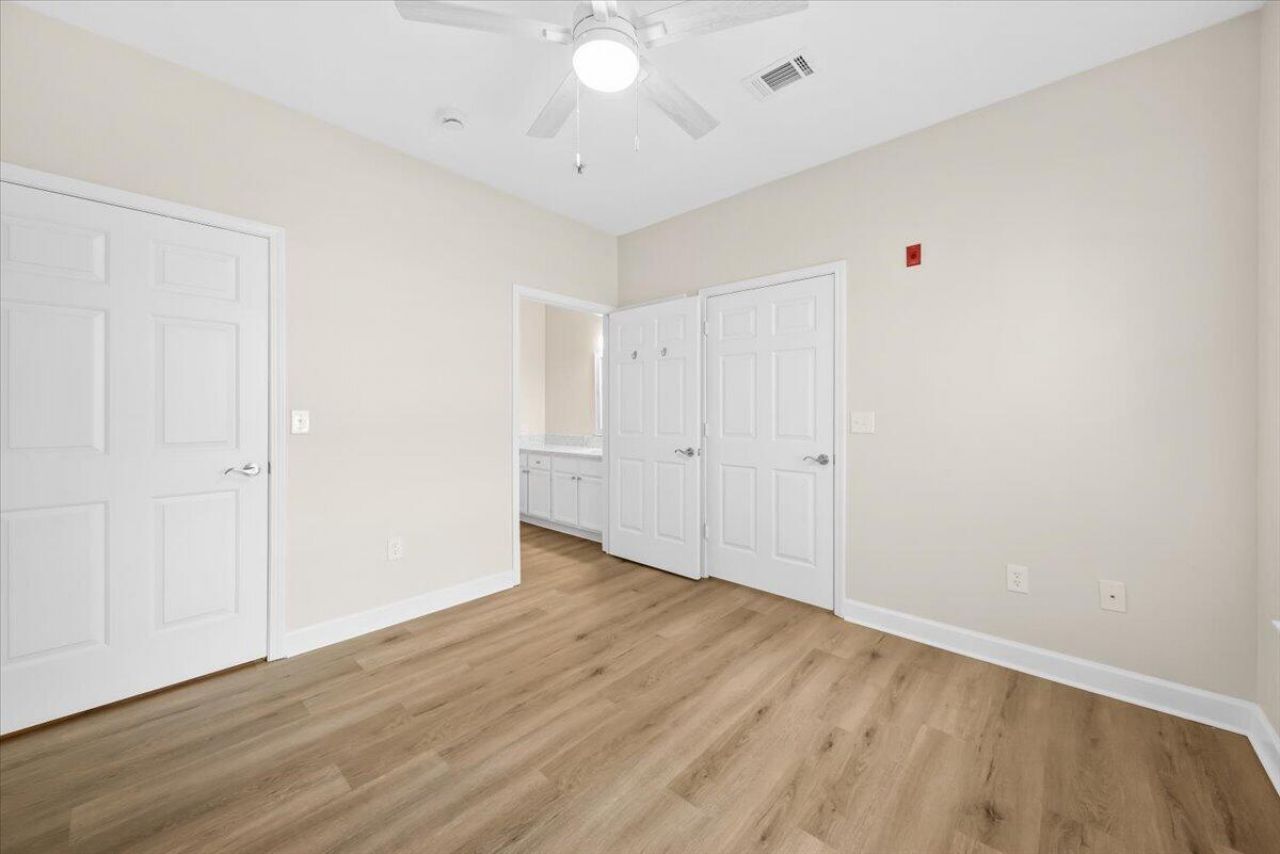 45 Sycamore Avenue Photo 21