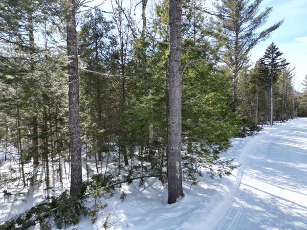 14 Twin Springs Lane , Lincoln, ME 04457