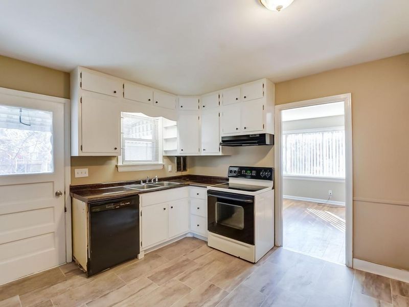 1908 Emerson Avenue, North College Hill, OH 45239 Photo 9