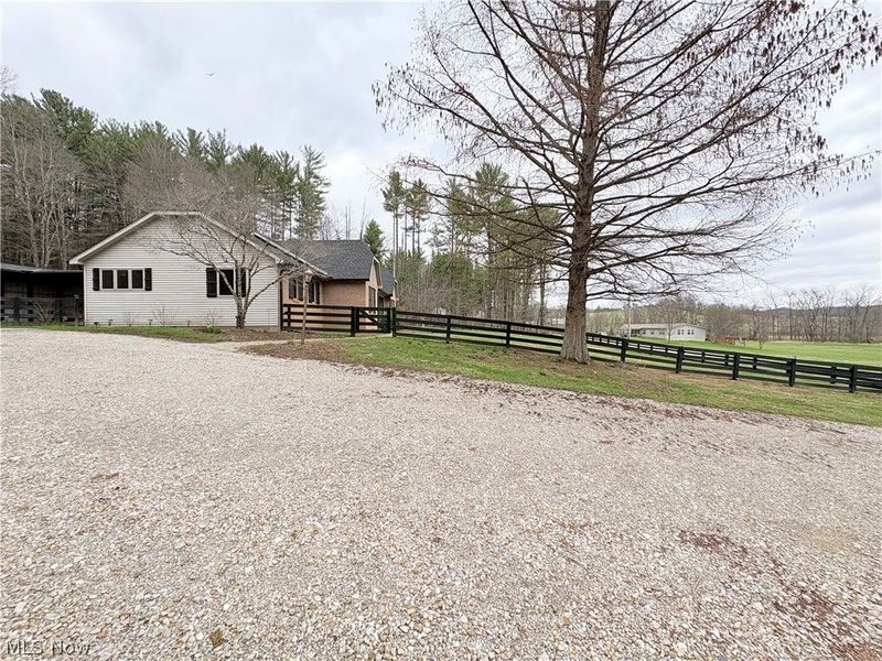 4770 Airy View Drive , Dresden, OH 43821 Photo 27