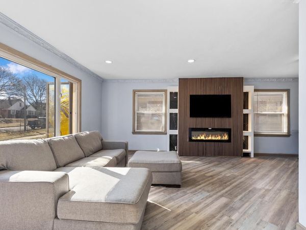 3739 N 58th BOULEVARD, Milwaukee, WI 53216