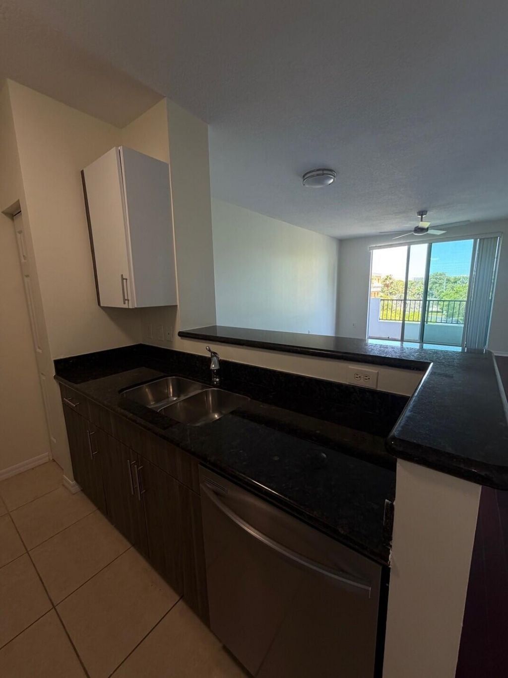 2421 NE 65th Street, Unit 408, Fort Lauderdale, FL 33308 Photo