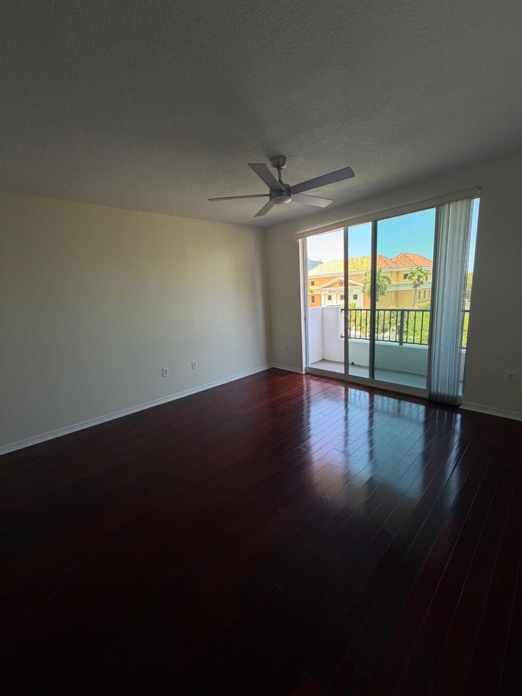 2421 NE 65th Street, Unit 408, Fort Lauderdale, FL 33308 Photo