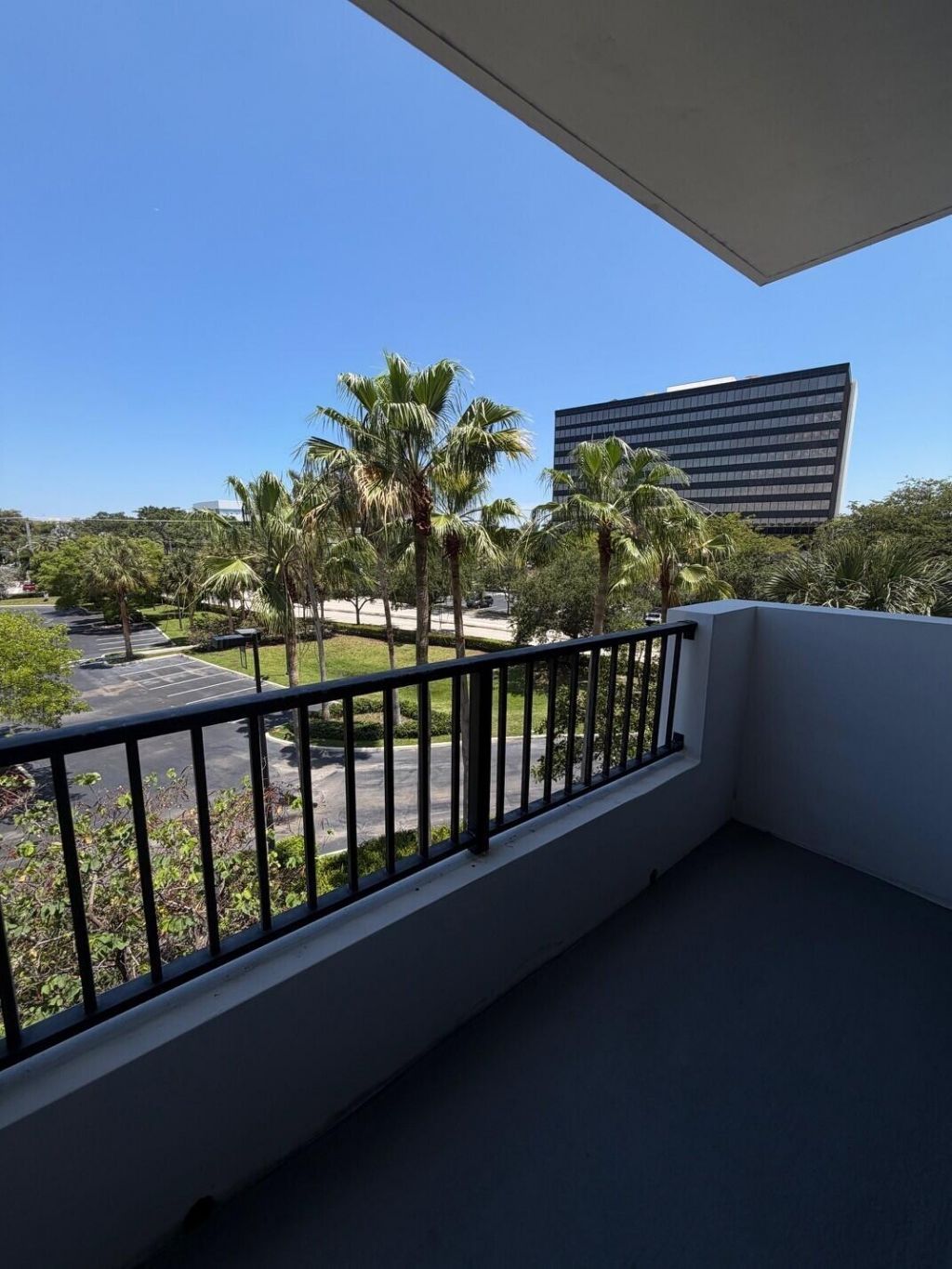 2421 NE 65th Street, Unit 408, Fort Lauderdale, FL 33308 Photo