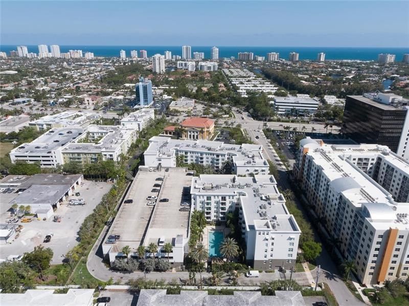 2421 NE 65th Street, Unit 408, Fort Lauderdale, FL 33308 Photo