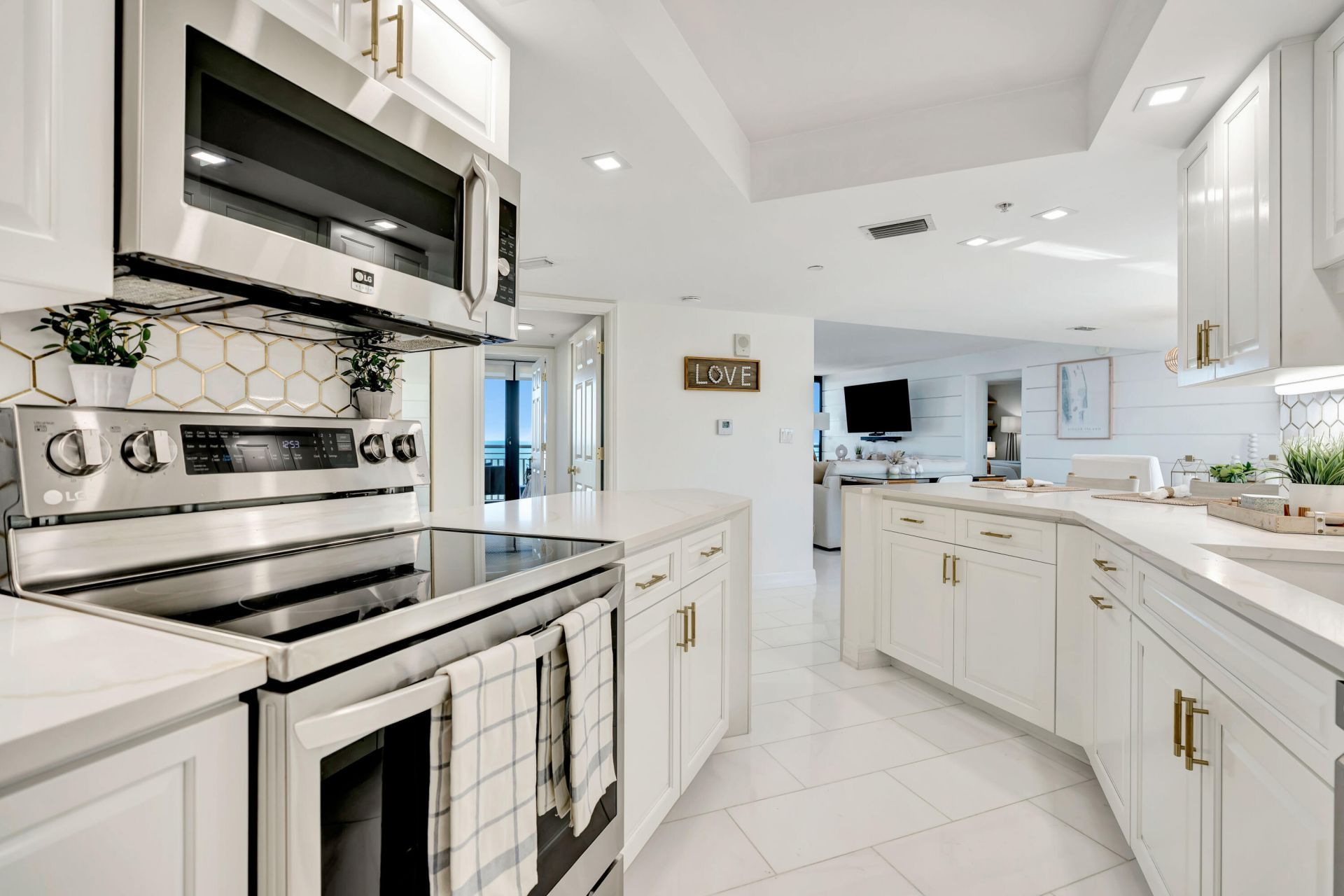 3000 N Ocean Drive, Unit 24f, Singer Island, FL 33404 Photo