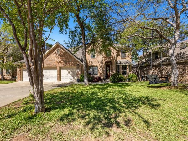 128 Las Colinas DR, Georgetown, TX 78628