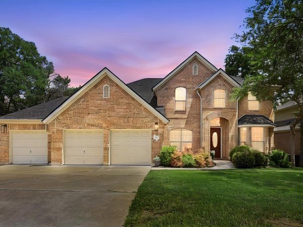 128 Las Colinas DR, Georgetown, TX 78628