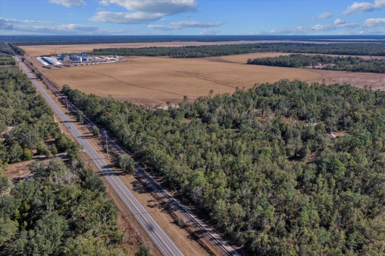 00 SE Camelot Way , Lee, FL 32059 Photo