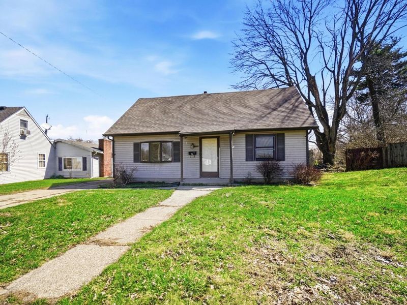 1835 S Sweetbriar Lane, Springfield, OH 45505 Photo 4