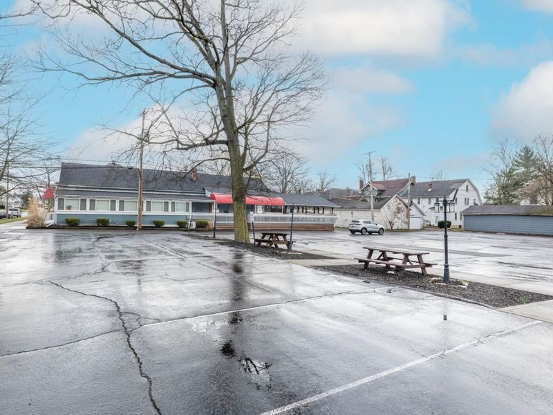 227 E Cecil Street , Springfield, OH 45503 Photo 21