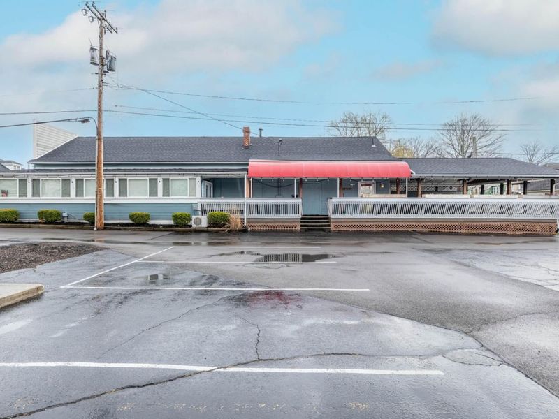 227 E Cecil Street , Springfield, OH 45503 Photo 4