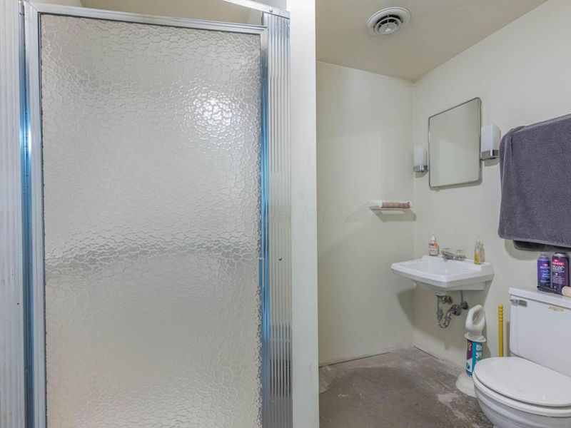 227 E Cecil Street , Springfield, OH 45503 Photo 40