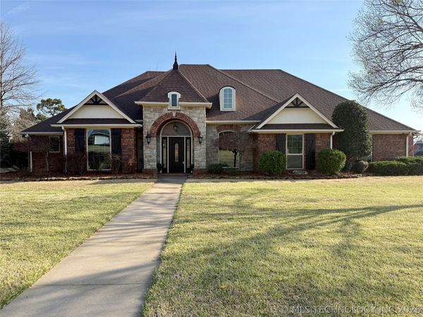 1459 Manor Court, Fort Gibson, OK 74434