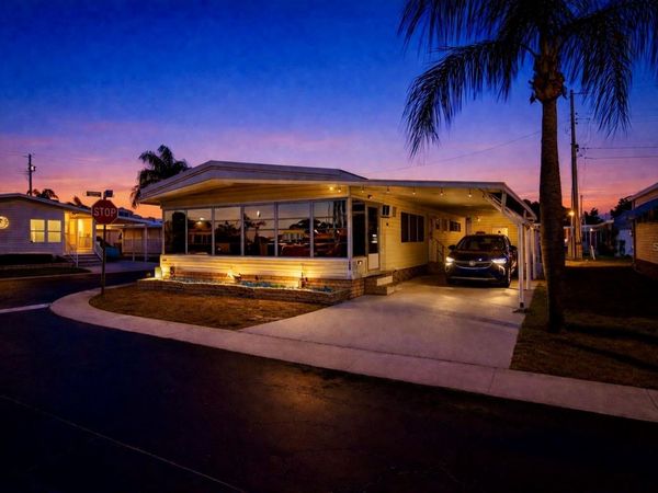 2000 E BAY DRIVE, Unit 132, LARGO, FL 33771