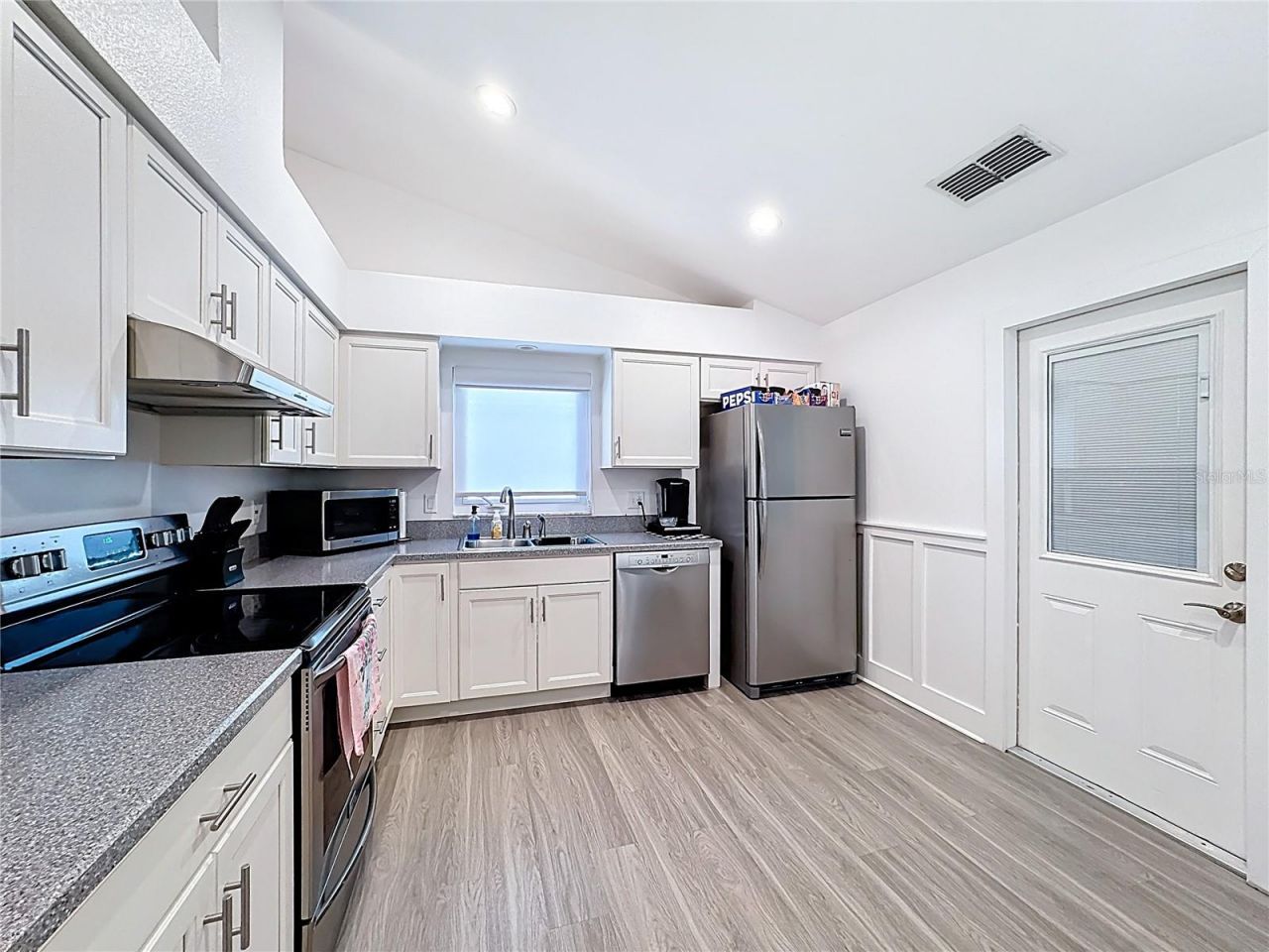 10405 Cresto Delsol Circle , Orlando, FL 32817 Photo