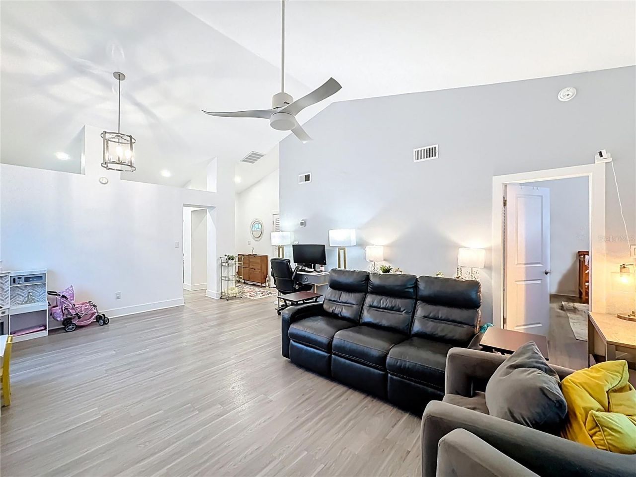 10405 Cresto Delsol Circle , Orlando, FL 32817 Photo