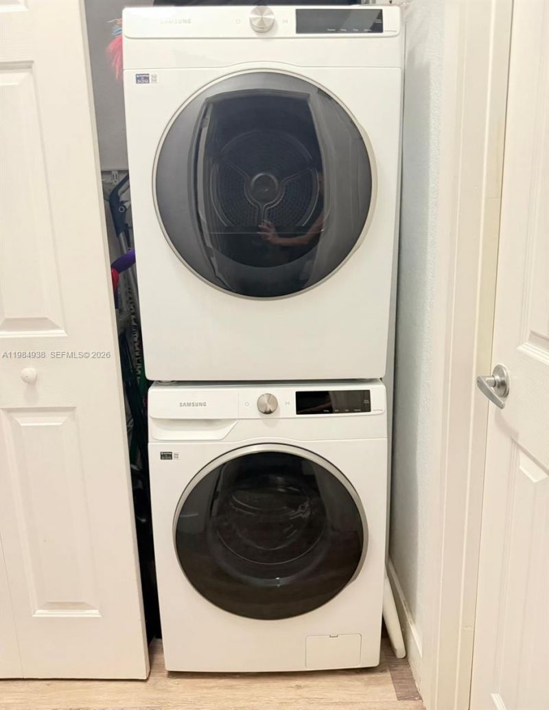 7171 Bay Dr, Unit 5, Miami Beach, FL 33141 Photo