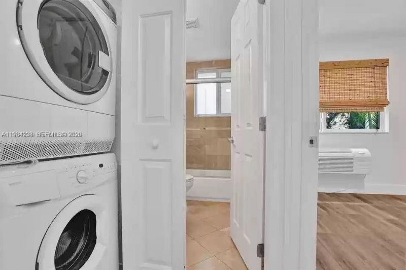 7171 Bay Dr, Unit 5, Miami Beach, FL 33141 Photo