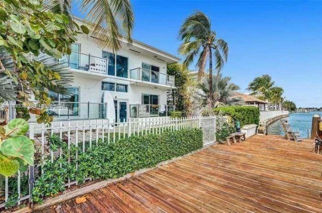 7171 Bay Dr, Unit 5, Miami Beach, FL 33141 Photo