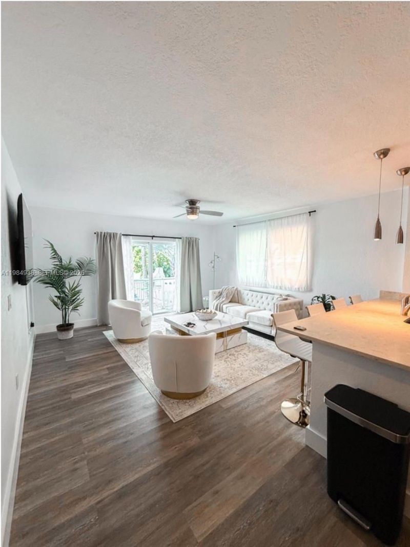 7171 Bay Dr, Unit 5, Miami Beach, FL 33141 Photo