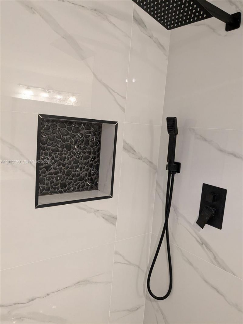 601 Ives Dairy Rd , Unit 103-8, Miami, FL 33179 Photo