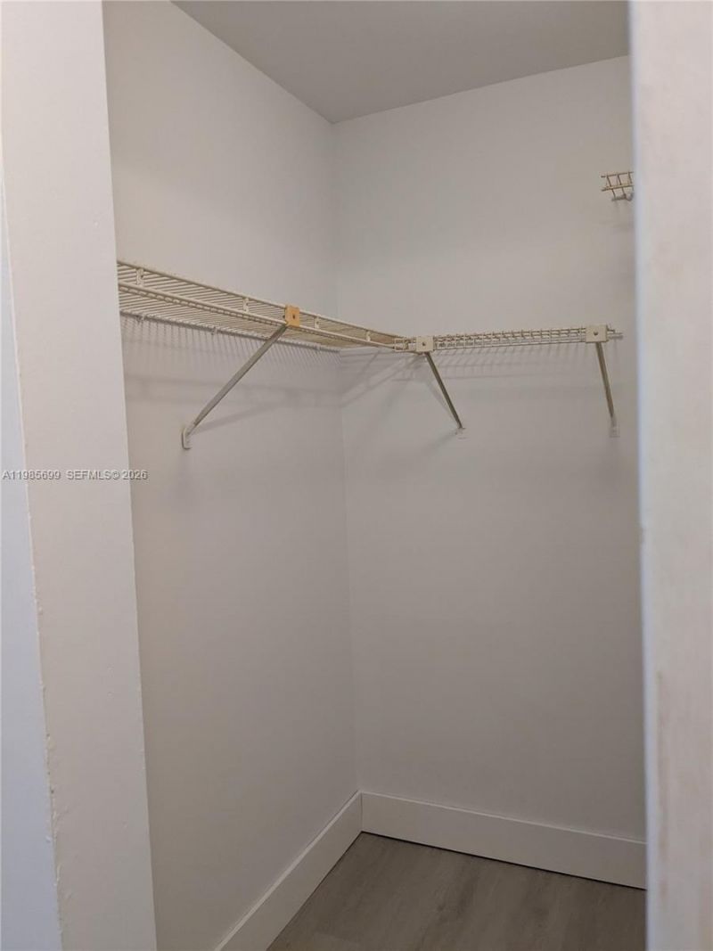 601 Ives Dairy Rd , Unit 103-8, Miami, FL 33179 Photo