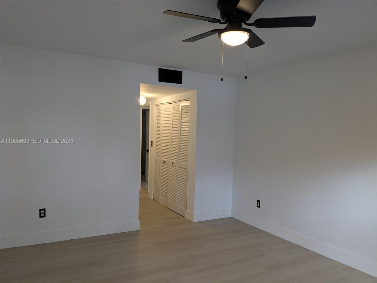 601 Ives Dairy Rd , Unit 103-8, Miami, FL 33179 Photo