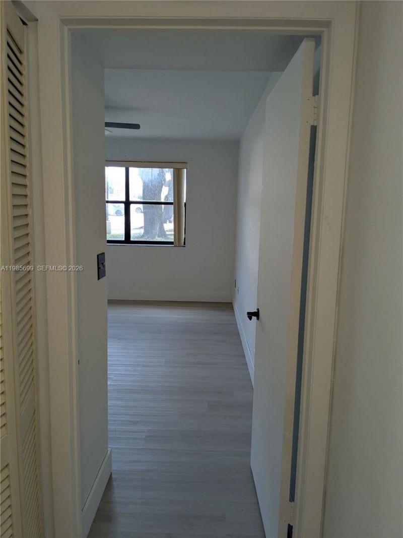 601 Ives Dairy Rd , Unit 103-8, Miami, FL 33179 Photo