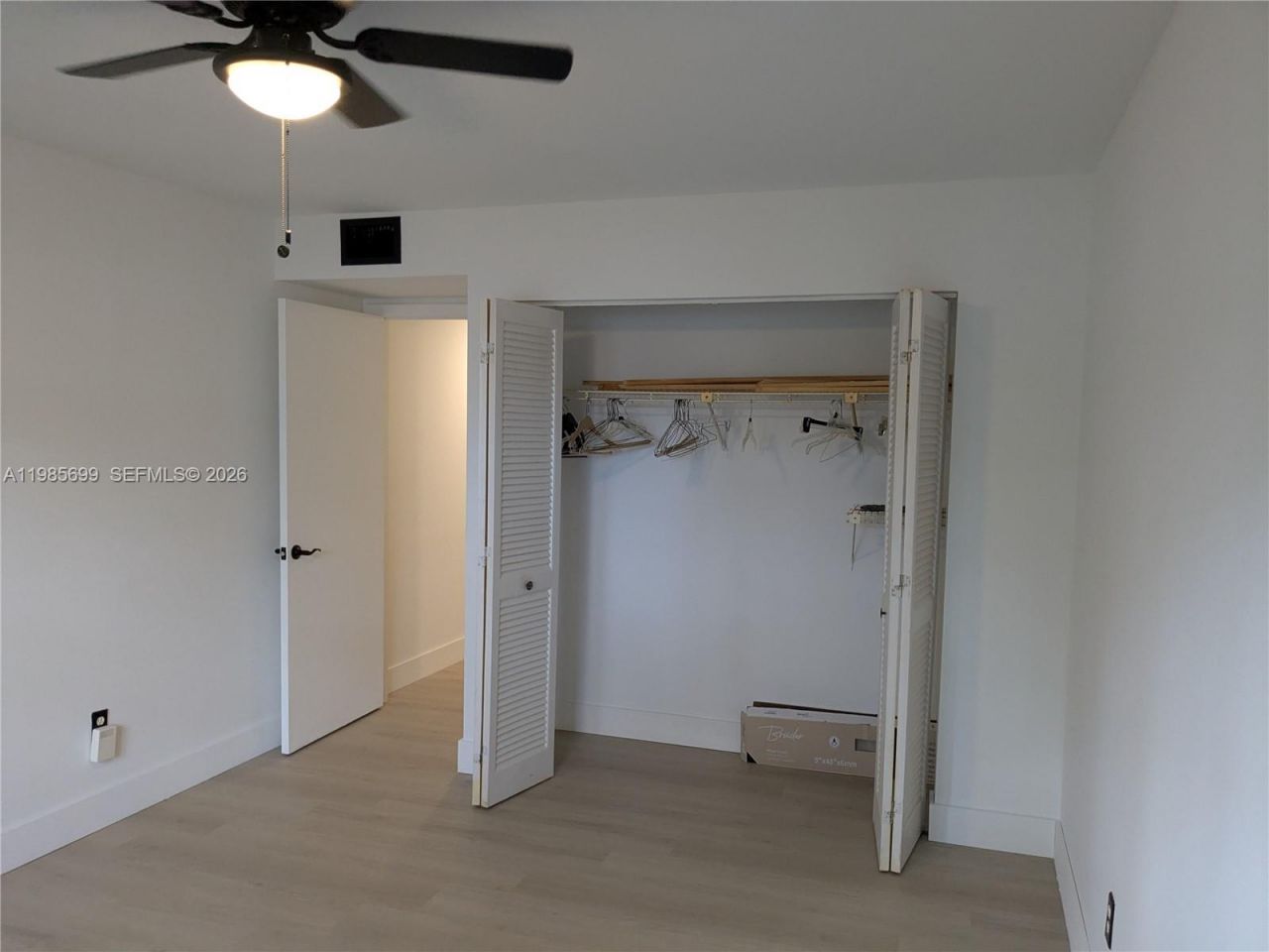 601 Ives Dairy Rd , Unit 103-8, Miami, FL 33179 Photo