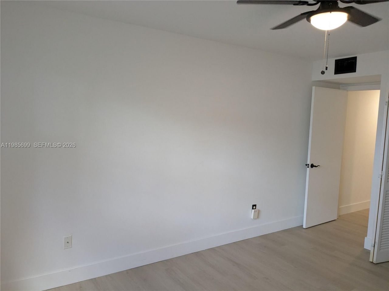 601 Ives Dairy Rd , Unit 103-8, Miami, FL 33179 Photo