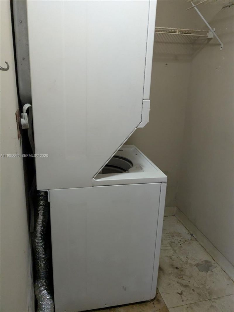 601 Ives Dairy Rd , Unit 103-8, Miami, FL 33179 Photo