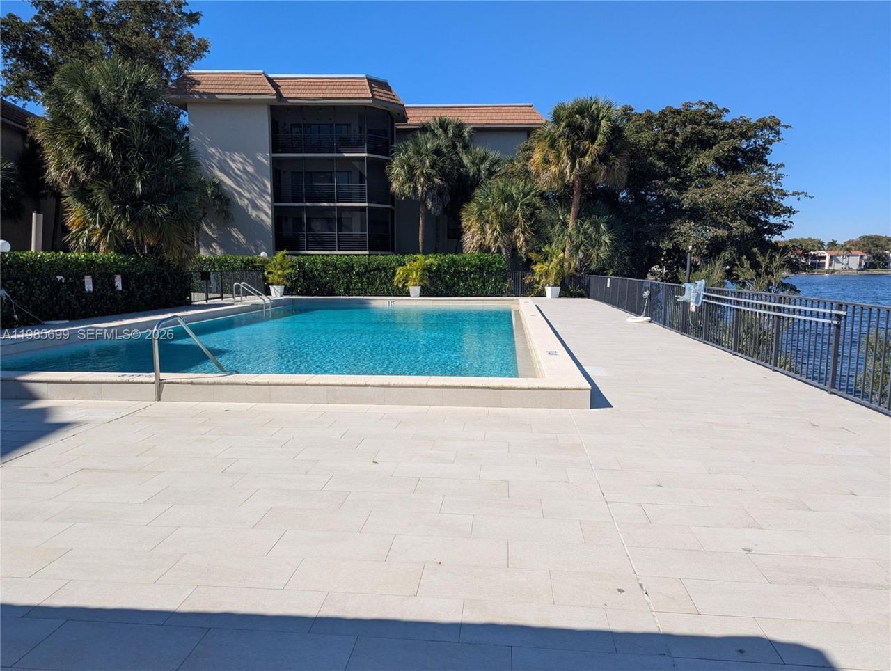 601 Ives Dairy Rd , Unit 103-8, Miami, FL 33179 Photo