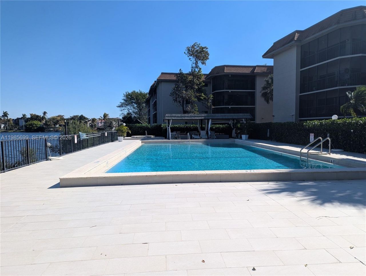 601 Ives Dairy Rd , Unit 103-8, Miami, FL 33179 Photo